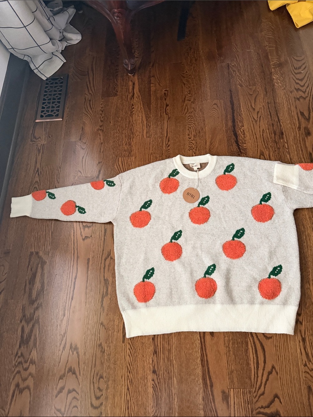 BiBi Cream Crewneck Sweater with Orange Fruit Motif large - Picture 6 of 10